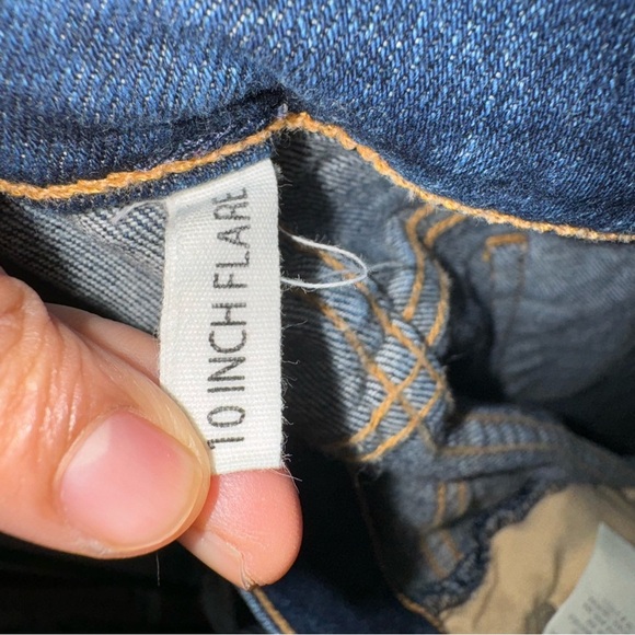 Rag & Bone 10” Crop Flare Jeans in Mabel Wash, size 29 - Picture 4 of 8